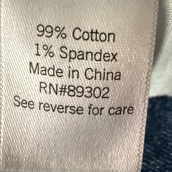 SO Women's Blue Mid-Rise Barrel Jeans - Picture 11 of 11